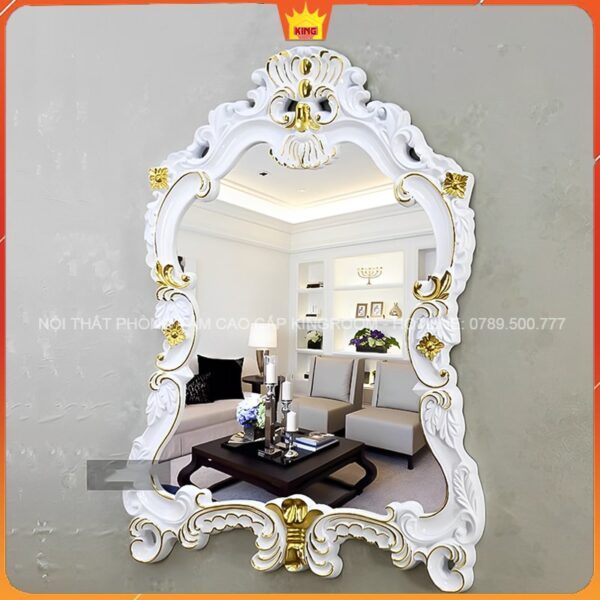 Gương tân cổ điển GH20 trắng viền vàng trong phòng khách